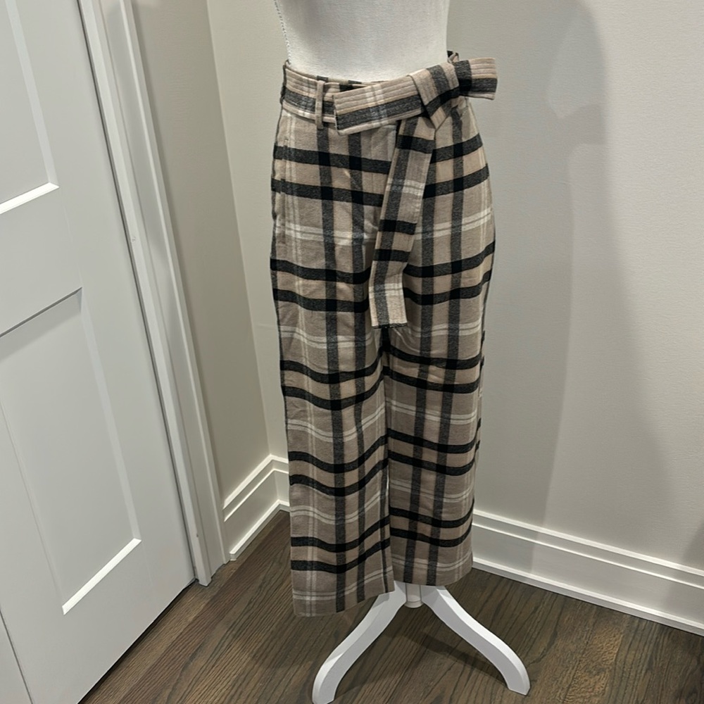 Aritzia  Tie front Wilfred Trouser